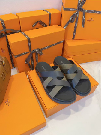 ua H**me5 kazimir sandal