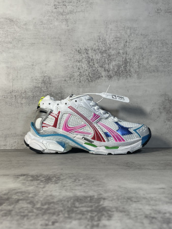 ua Ba*len*cia*ga runner sneaker white multicolor