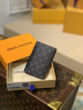 LV POCKET ORGANIZER M69737