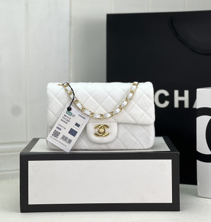 Ch*el classic flap bag 20cm