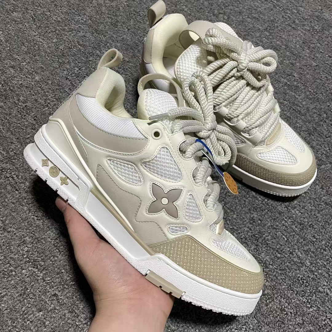 UA LV Trainer Sneaker