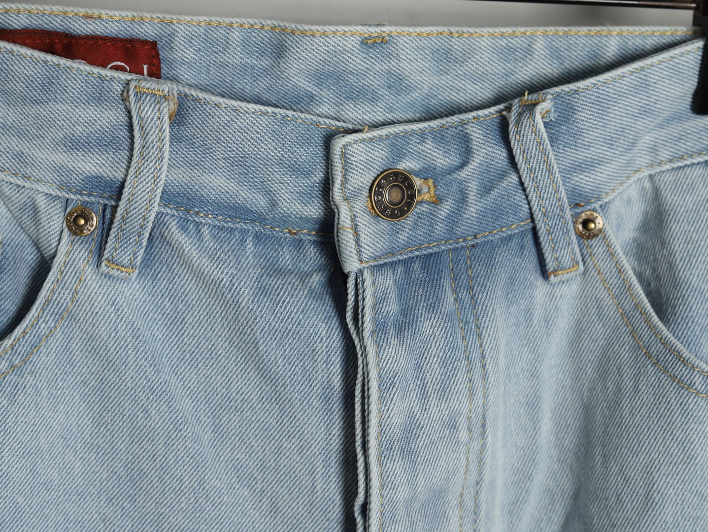 G*u*i guc shorts