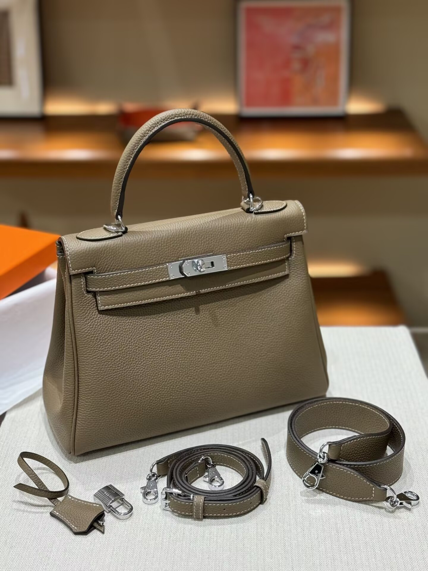 HERMÈS Kelly Silver-tone Hardware 25 28