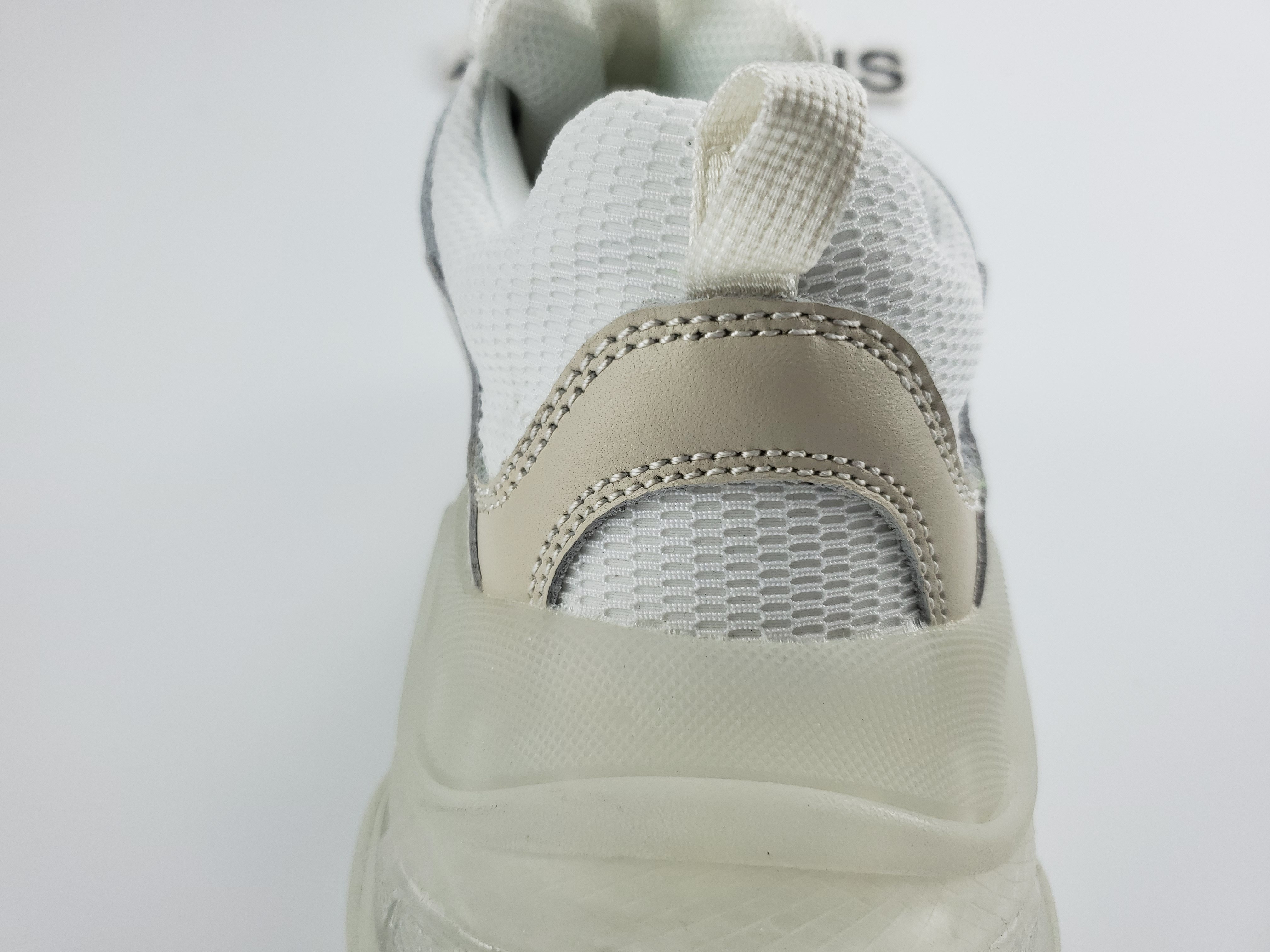 Balenciga Triple S Clear Sole White