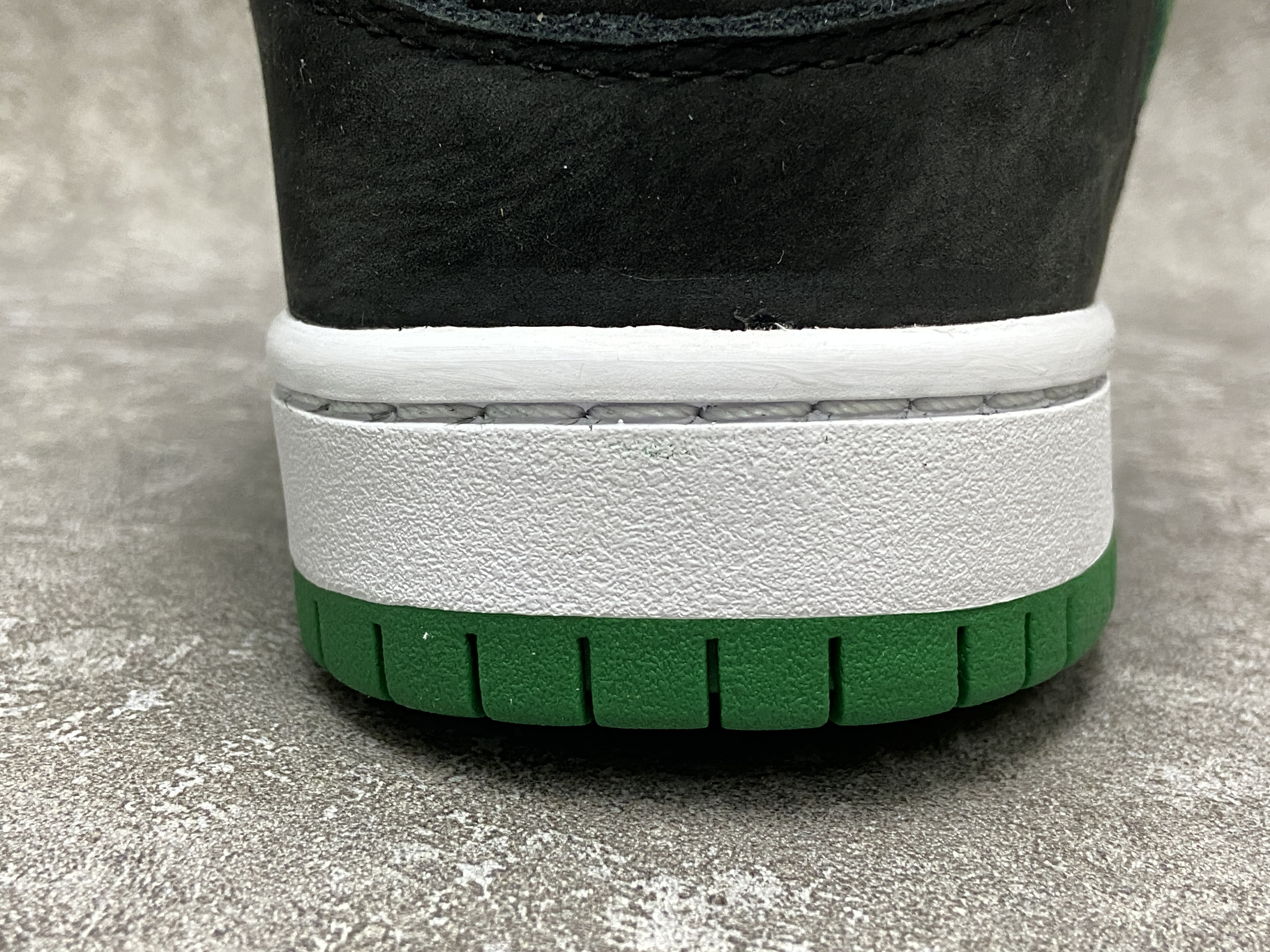 Nike Dunk Low Pro SB 