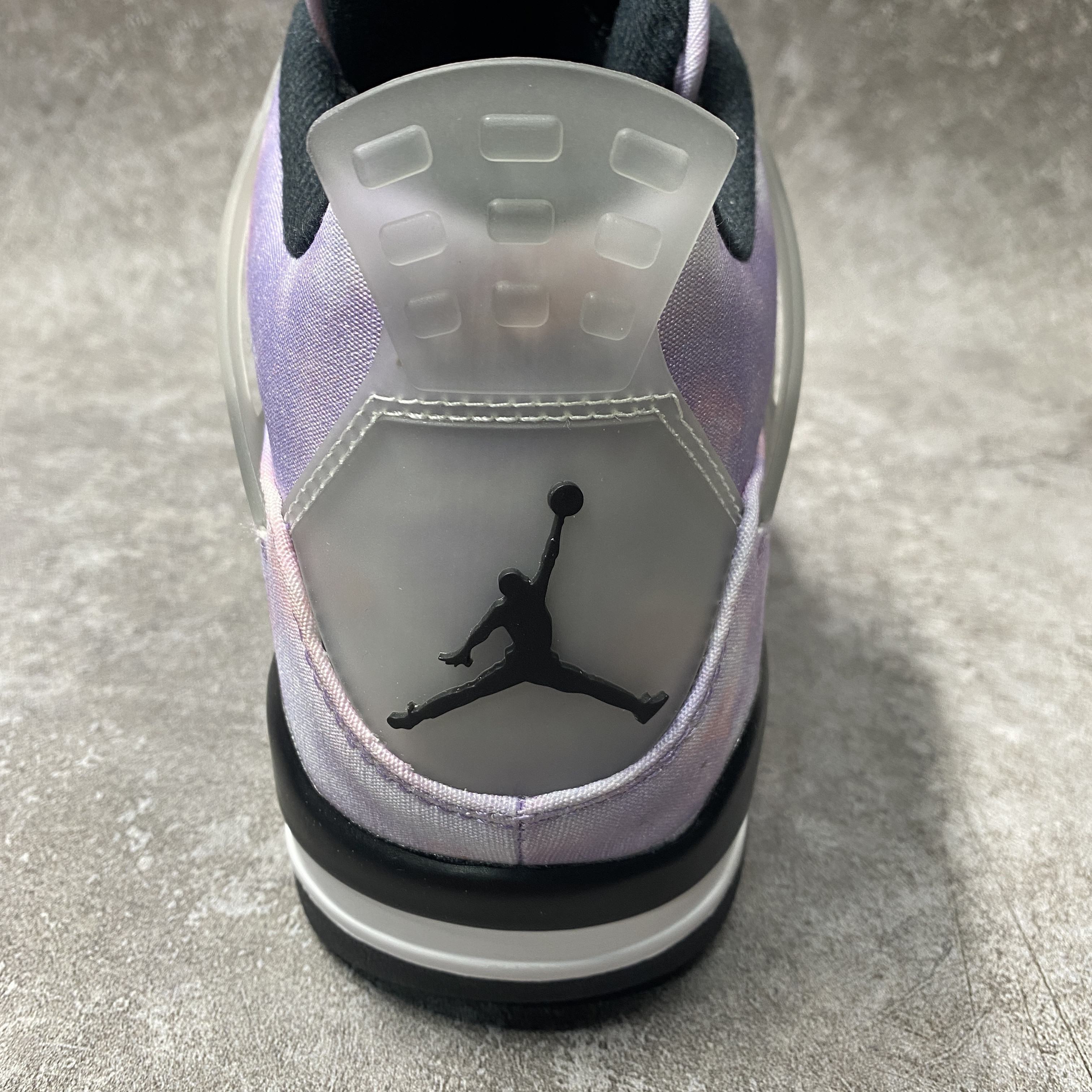 Air Jordan 4 Retro
