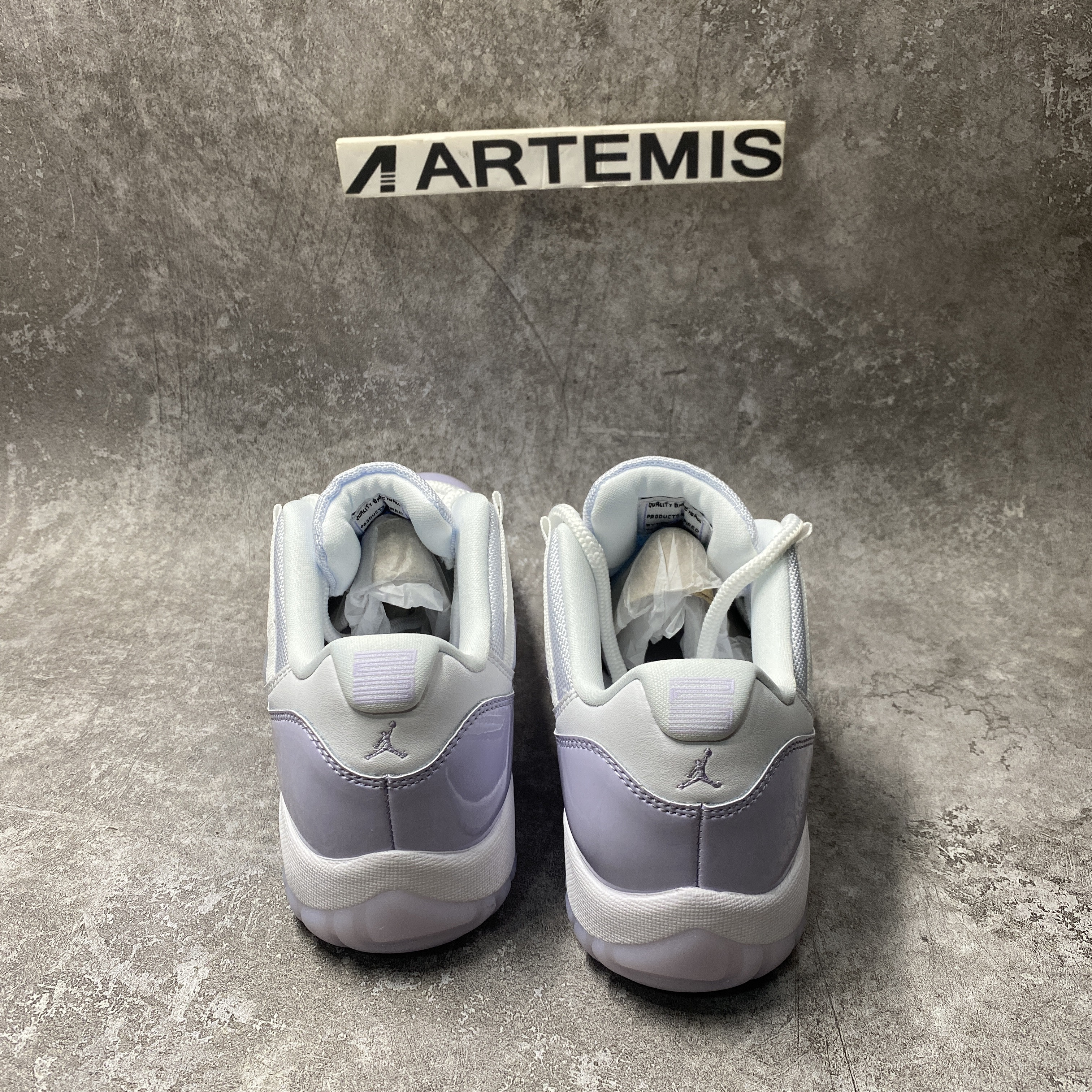 Air Jordan 11 Low Pure Violet