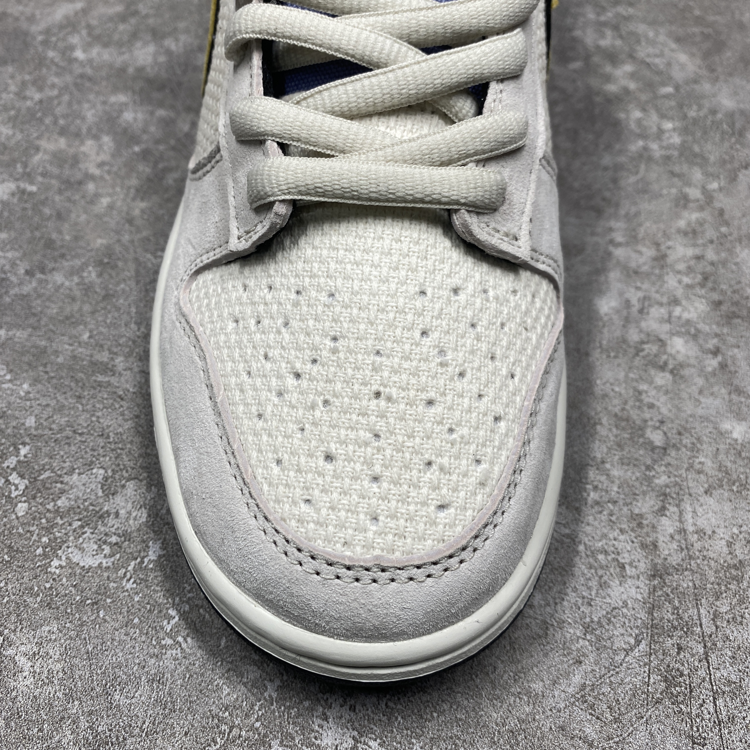 Otomo Katsuhiro x Nike SB Dunk Low Steamboy OST Yellow Blue