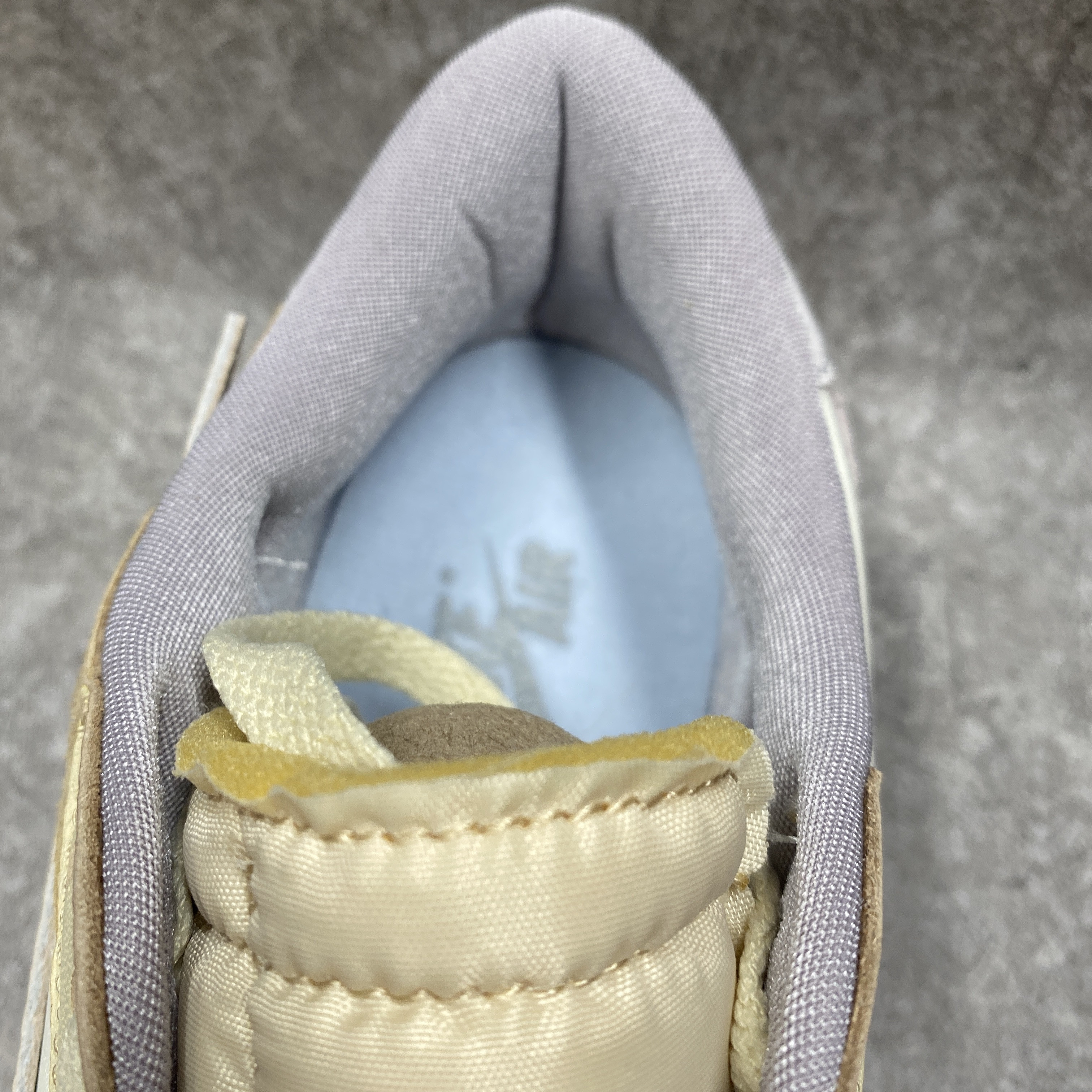 Off-White x Nike Air Jordan 1 Low