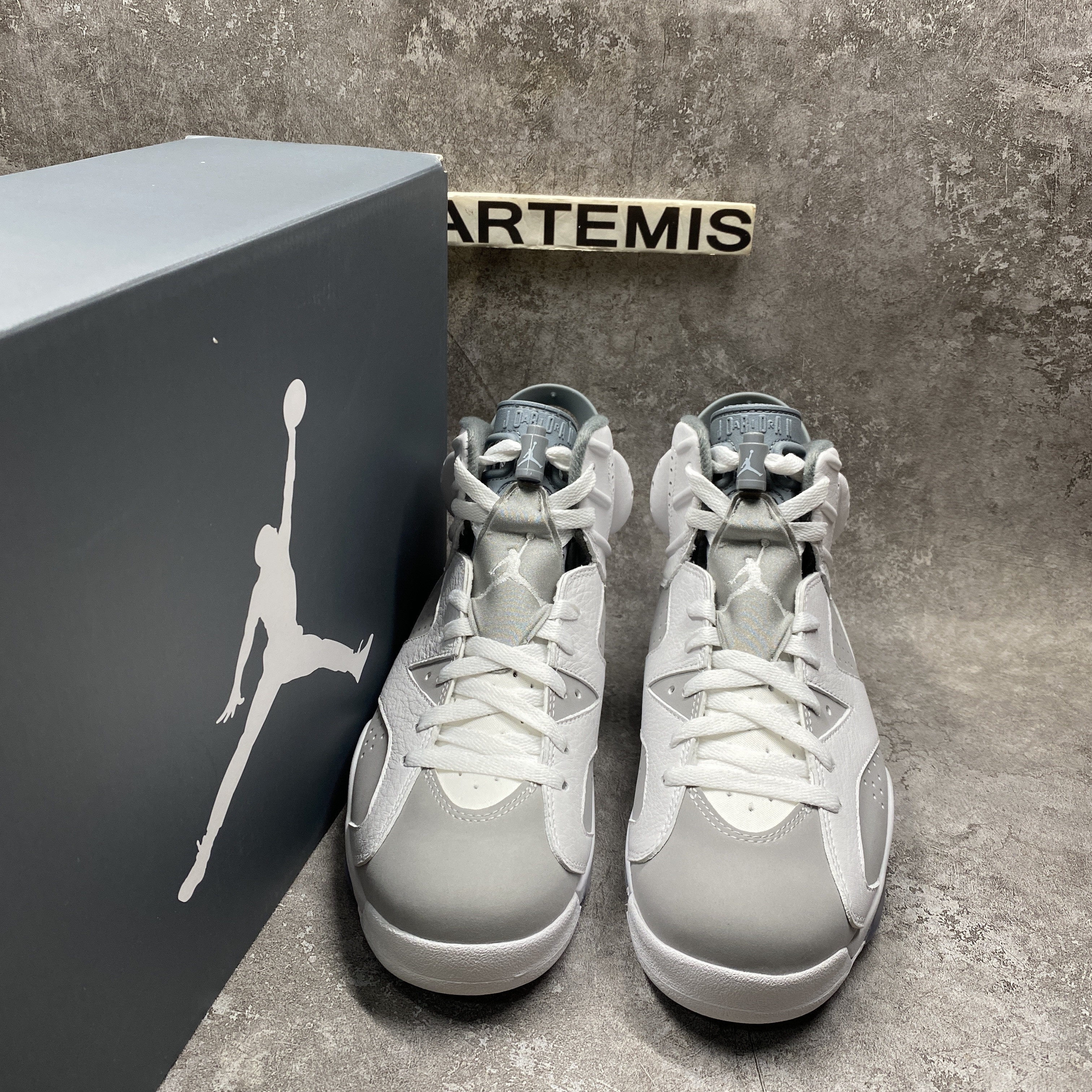 Air Jordan 6 Retro Cool Grey