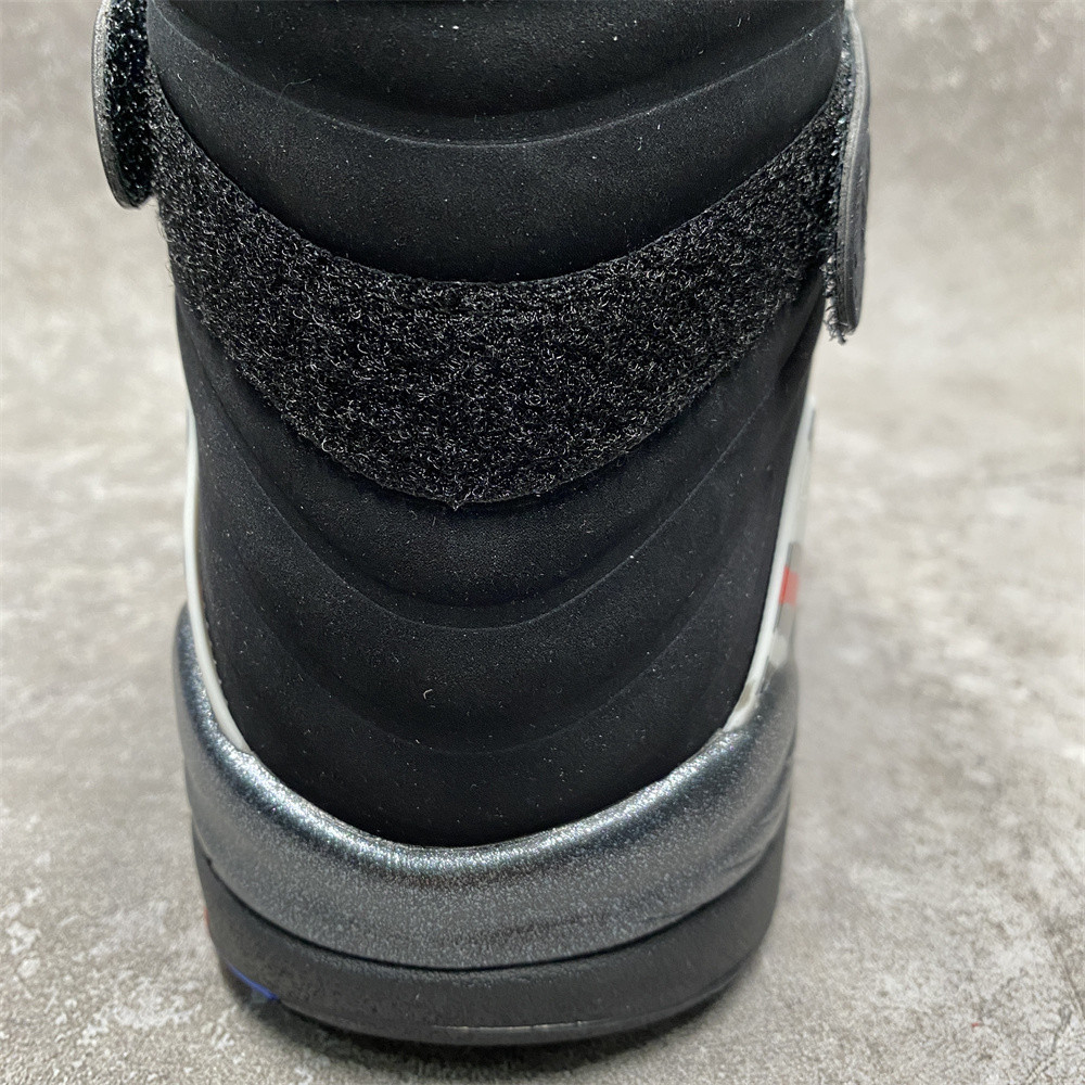 AIR JORDAN 8 RETRO