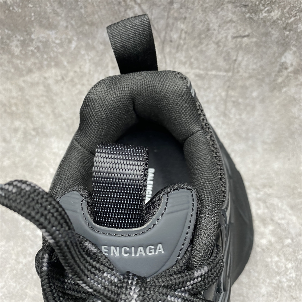 Balenciga 10XL Sneakers Black