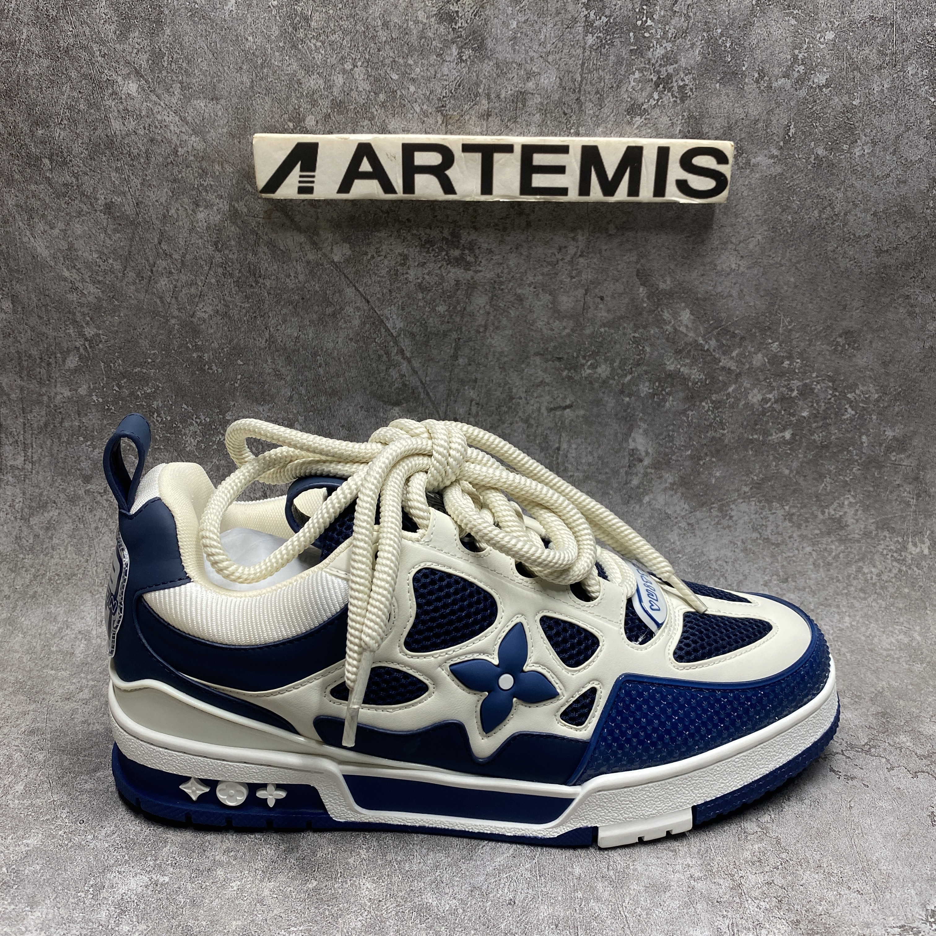 UA LV Skate Sneaker