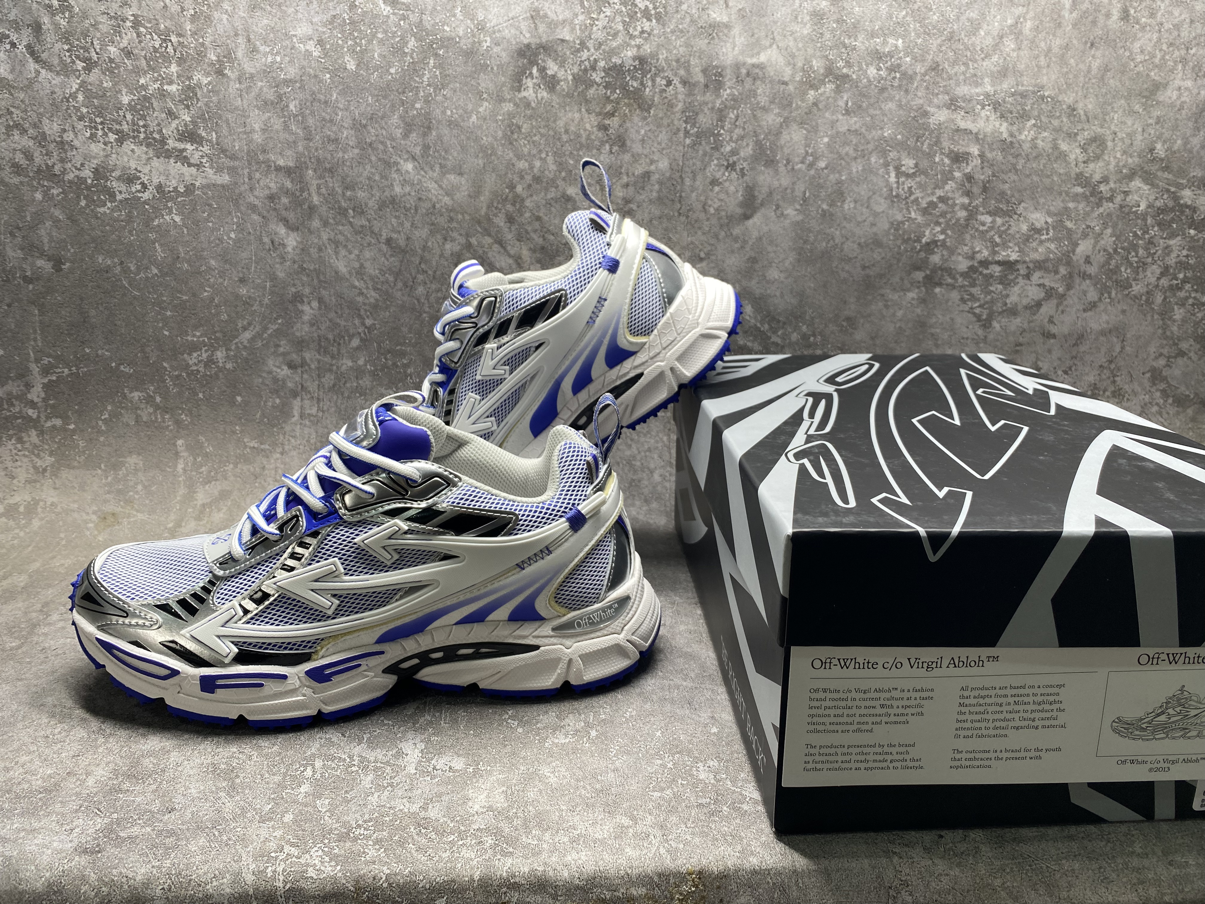 UA Off-White "BE RIGHT BACK"