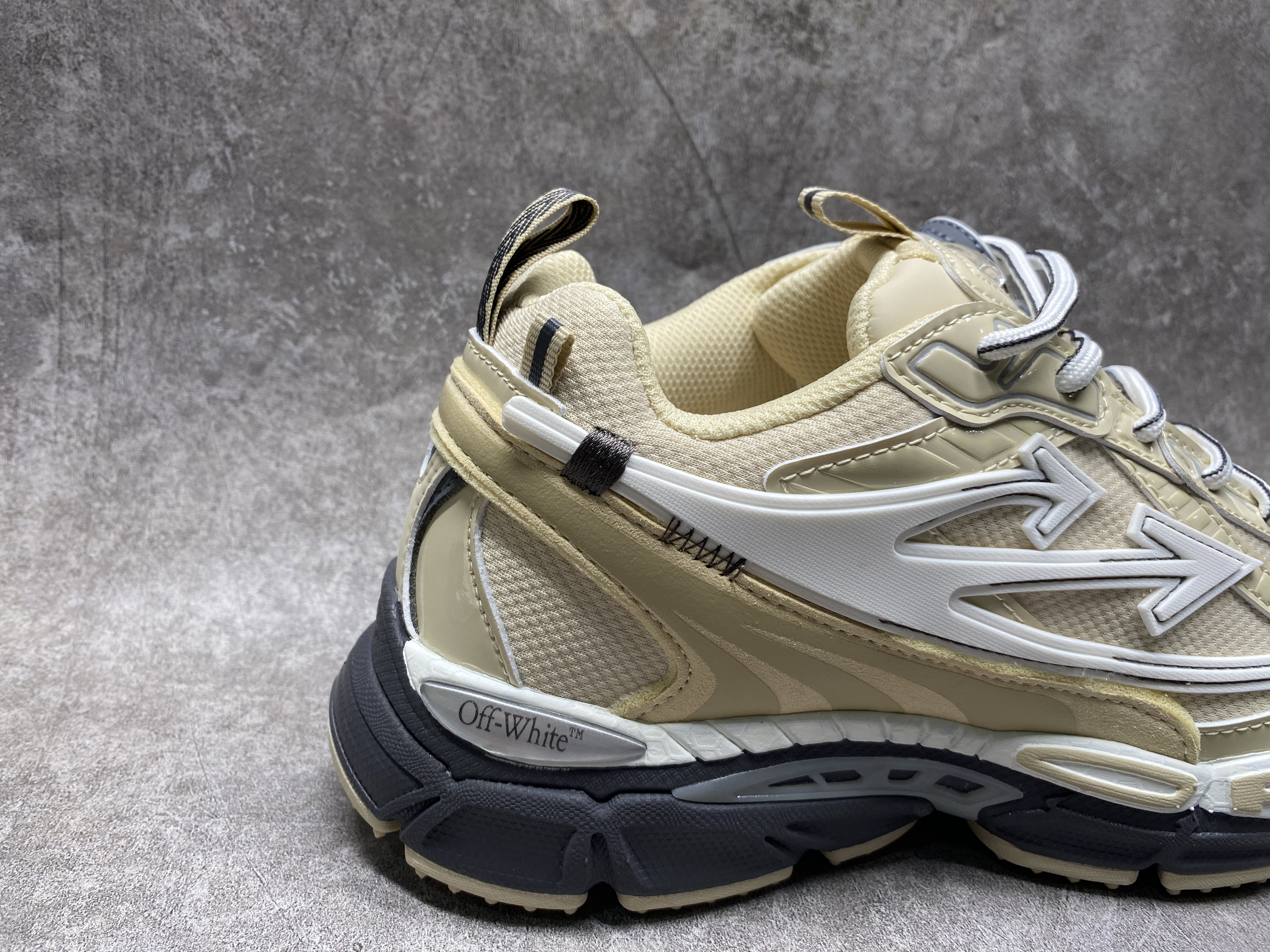 UA Off-White "BE RIGHT BACK"