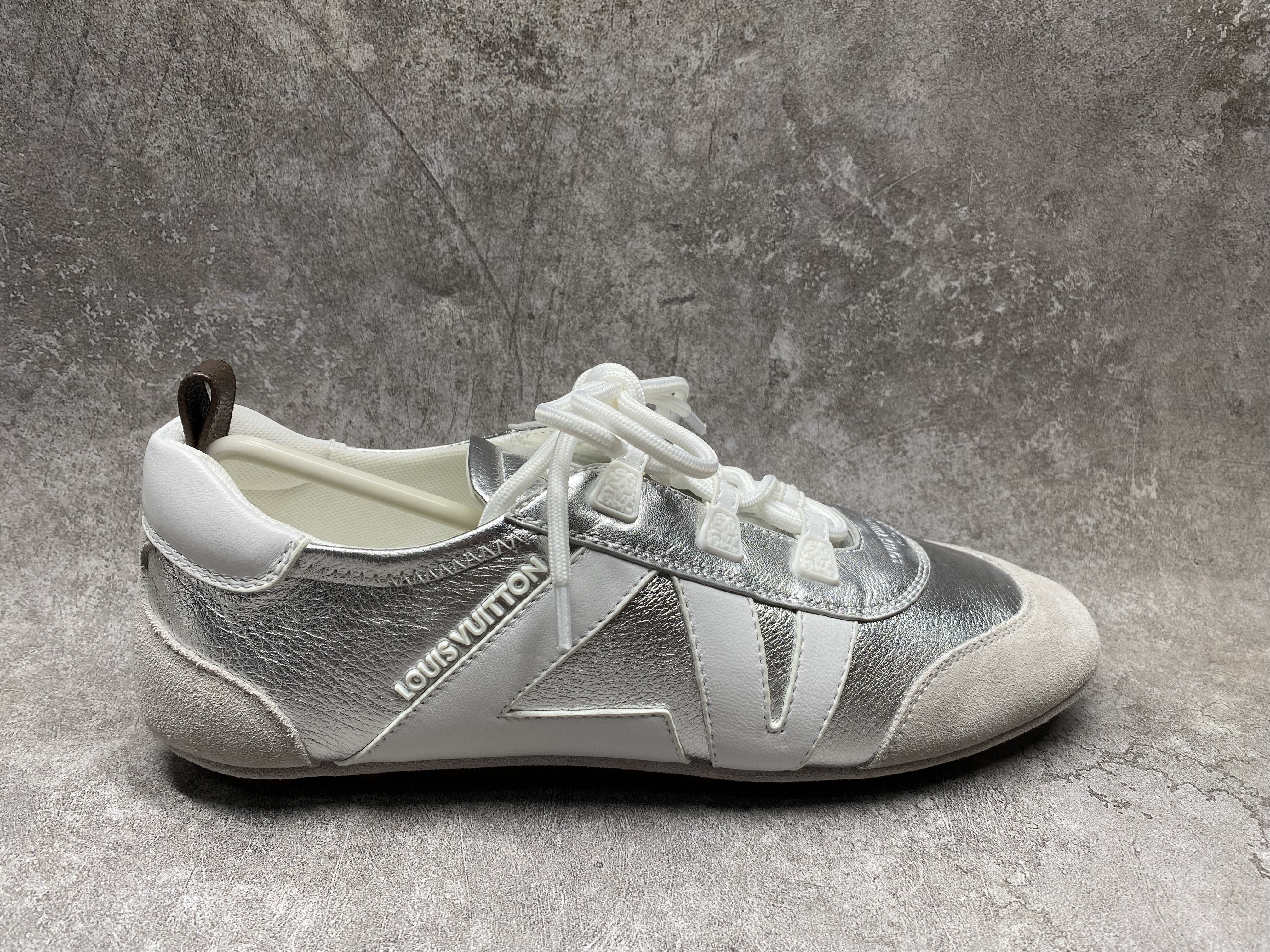 UA LV Sneaker