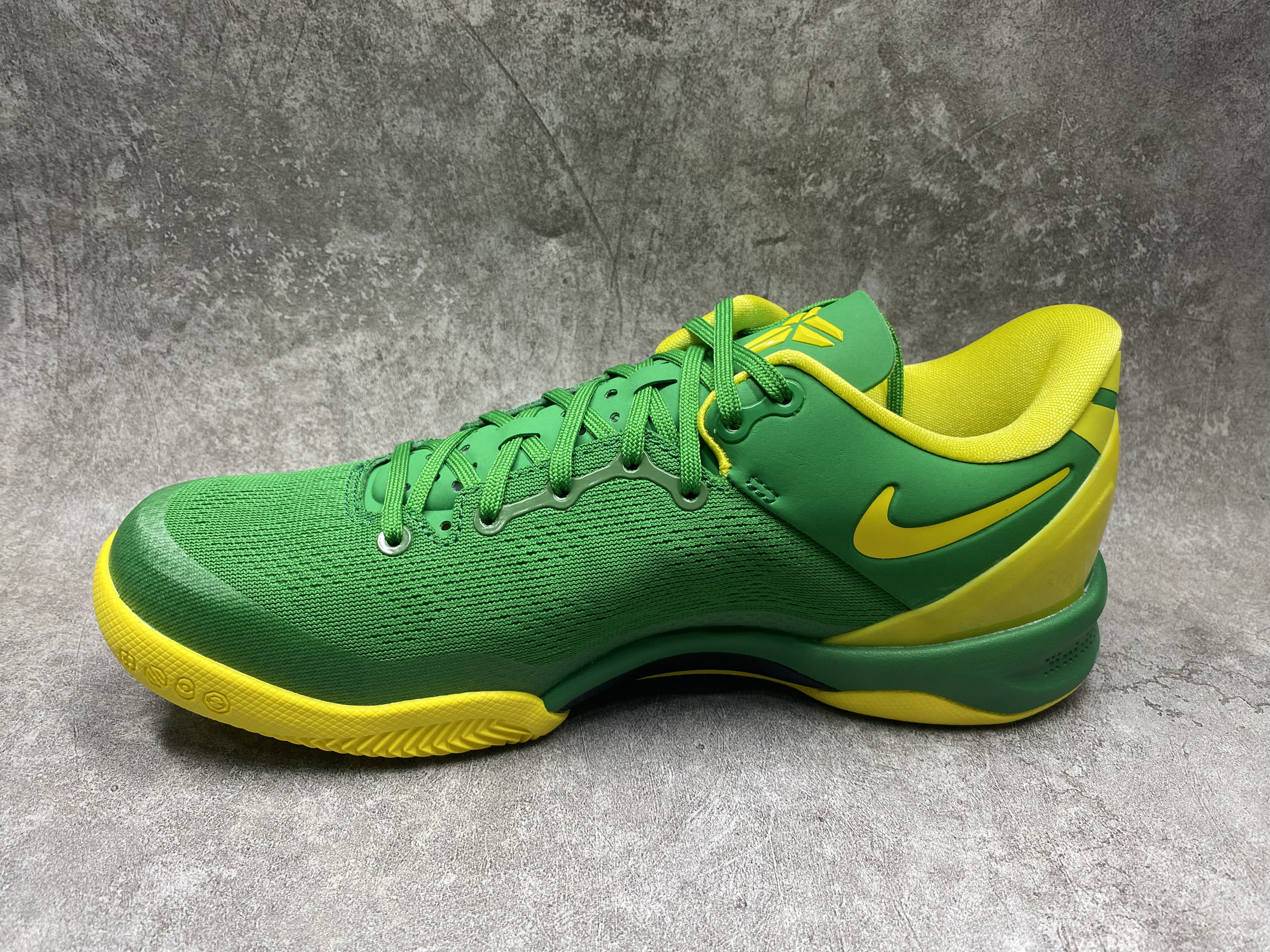 UA Nike Kobe 8 Protro