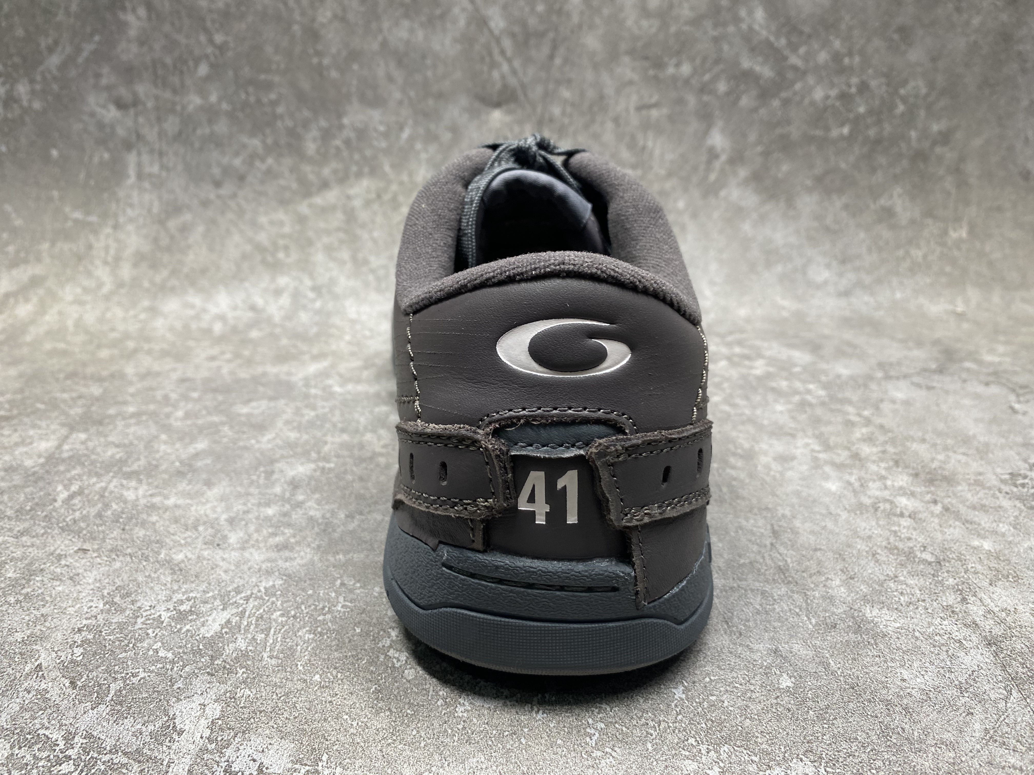 ua Ba*len*cia*ga hamptons worn-out sneaker (run one size large)