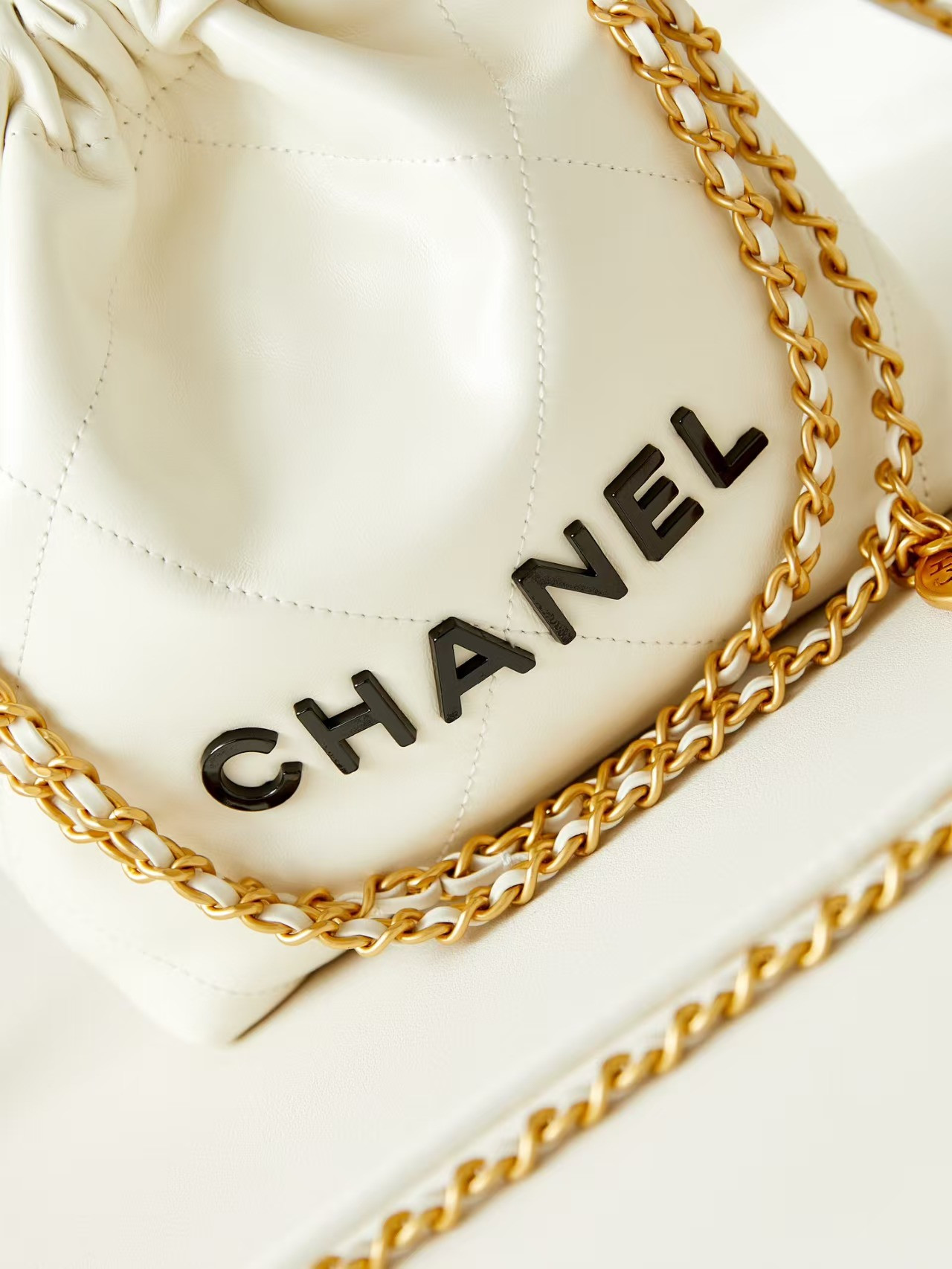 Ch*el 22 mini handbag 20x19x6cm