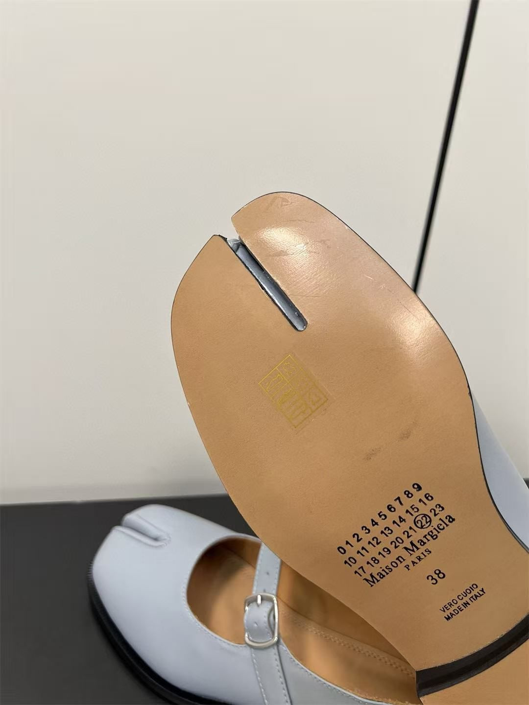 ua ma*s*n Ma*i*la mary jane shoes