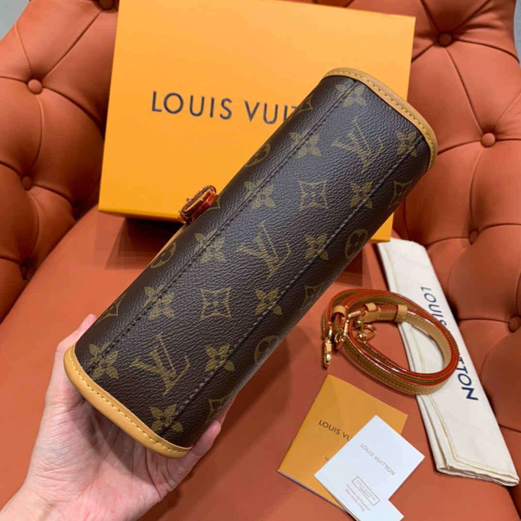 LV VINTAGE IVY M44919