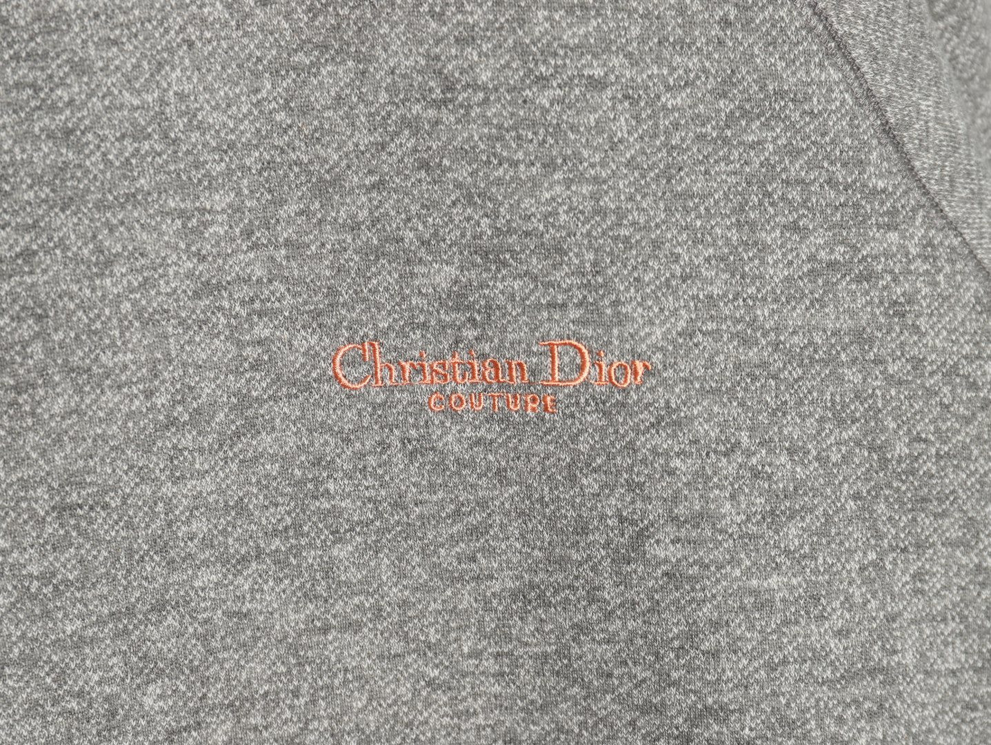 D*or short-sleeved t-shirt