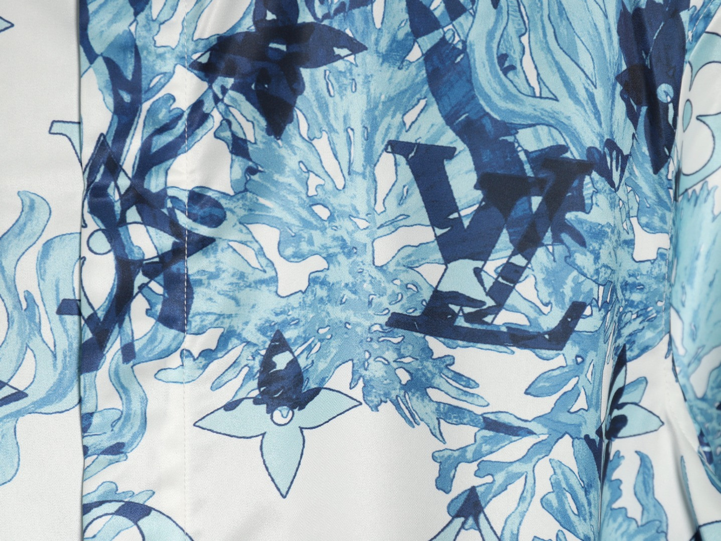 l0*is V*t0n lv short-sleeved shirts