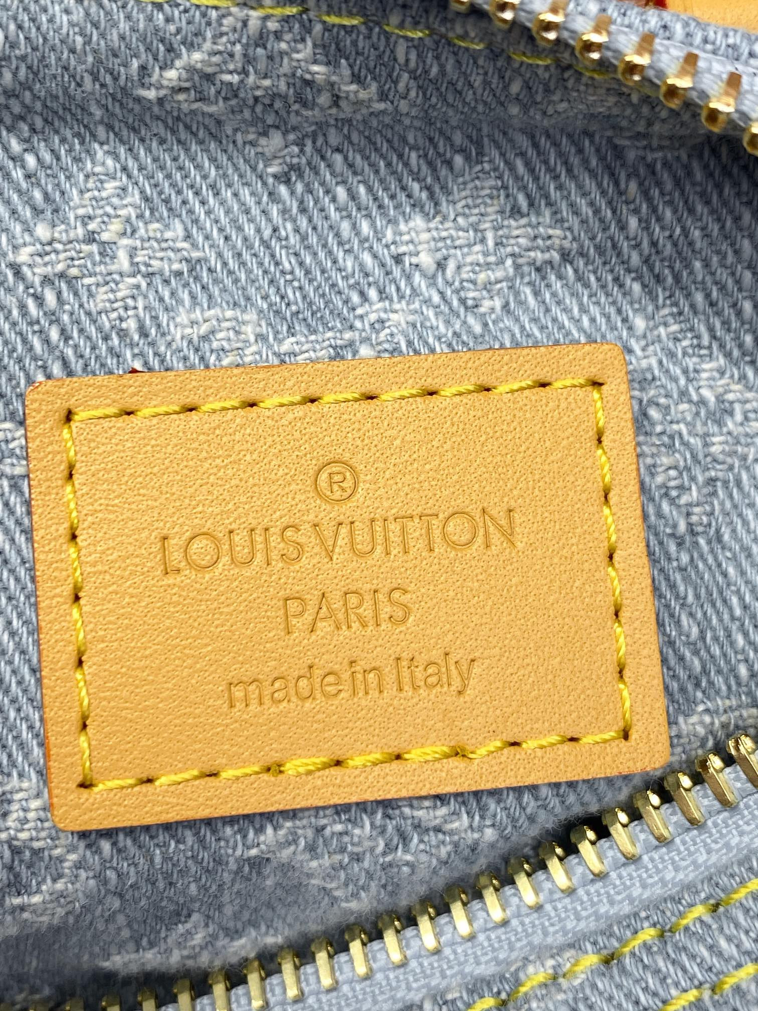LV Nano Speedy M11212 6.3 x 3.9 x 3 in