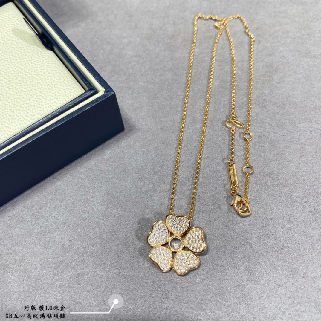 chopard five He**ts full di*m*nd necklace