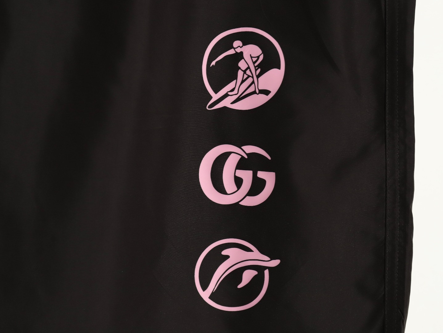 G*u*i 25ss shorts