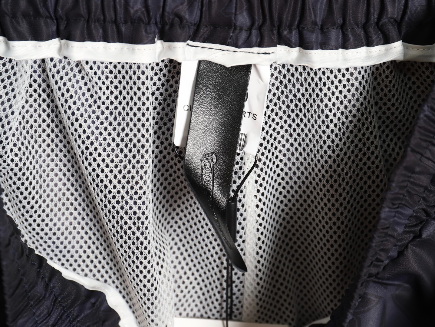 Ch**me He**ts shorts