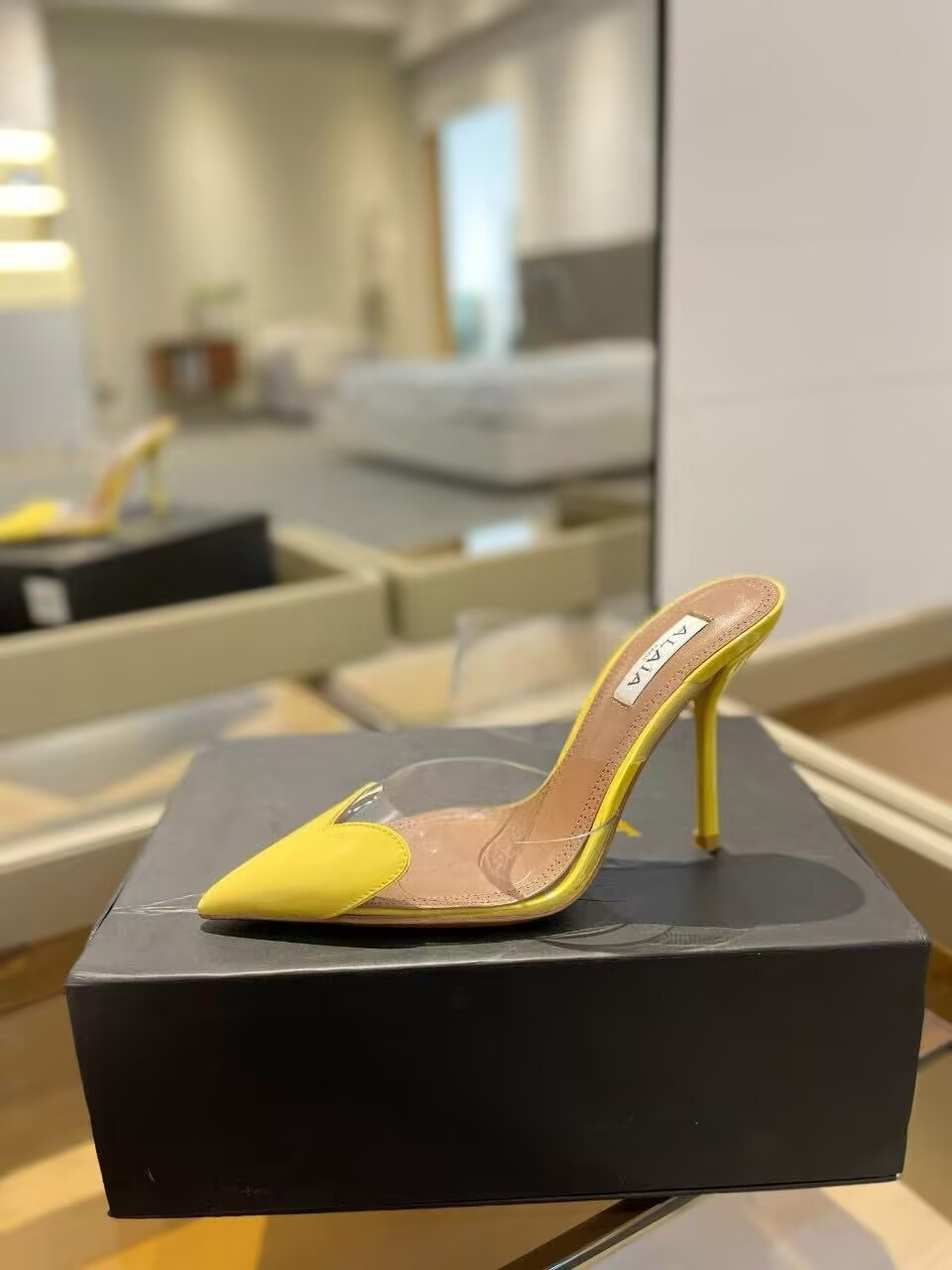 UA ALAÏA Le Coeur Mule Heart-Toe Slingback Pump 10.5cm Heel