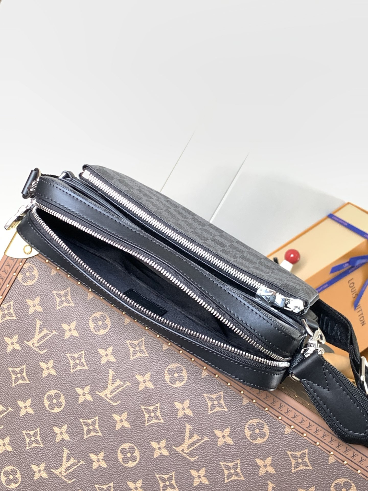 LV TRIO MESSENGER N40519 25x18.5x7cm