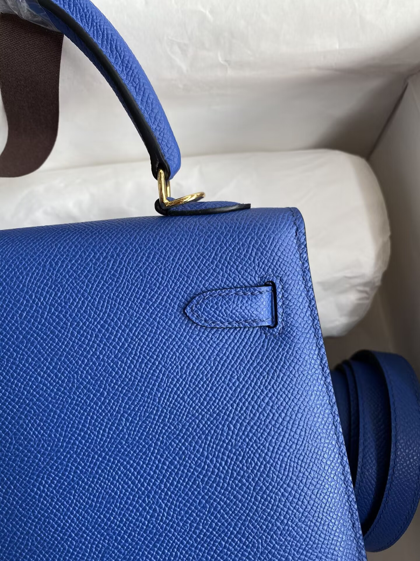 HERMÈS Kelly Gold-tone Hardware 25 28