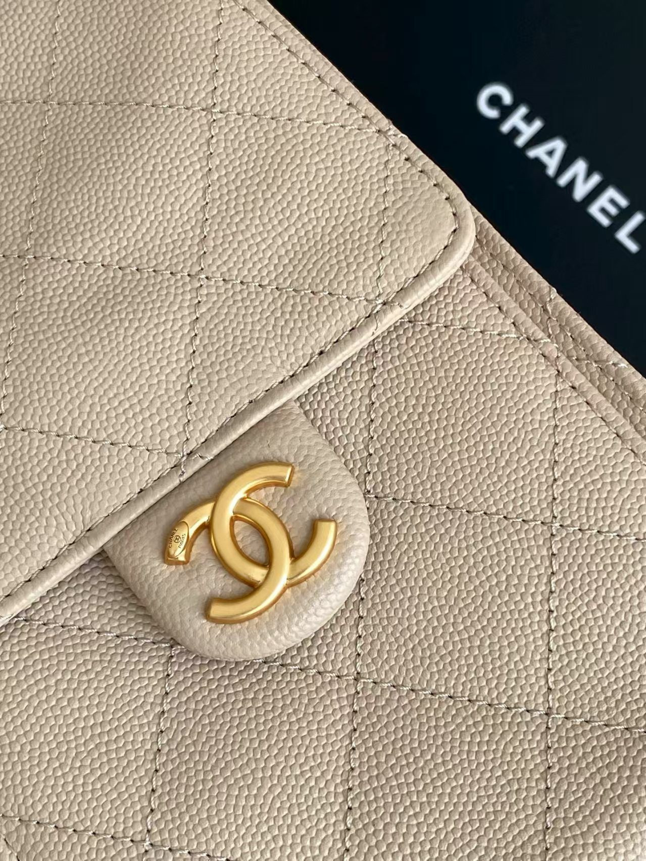 Ch*el 25c bucket bag 26x30x14cm
