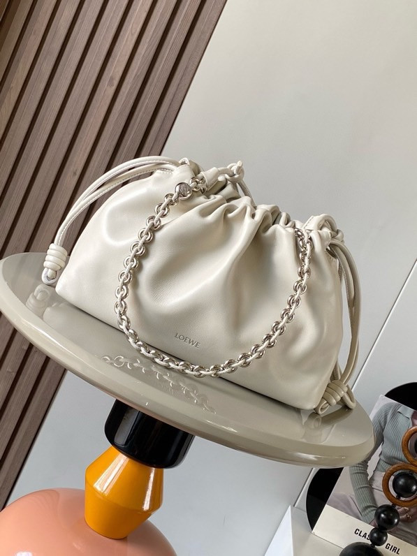 L0ew* medium flamenco purse in mellow nappa lambskin 30x10.5x20cm