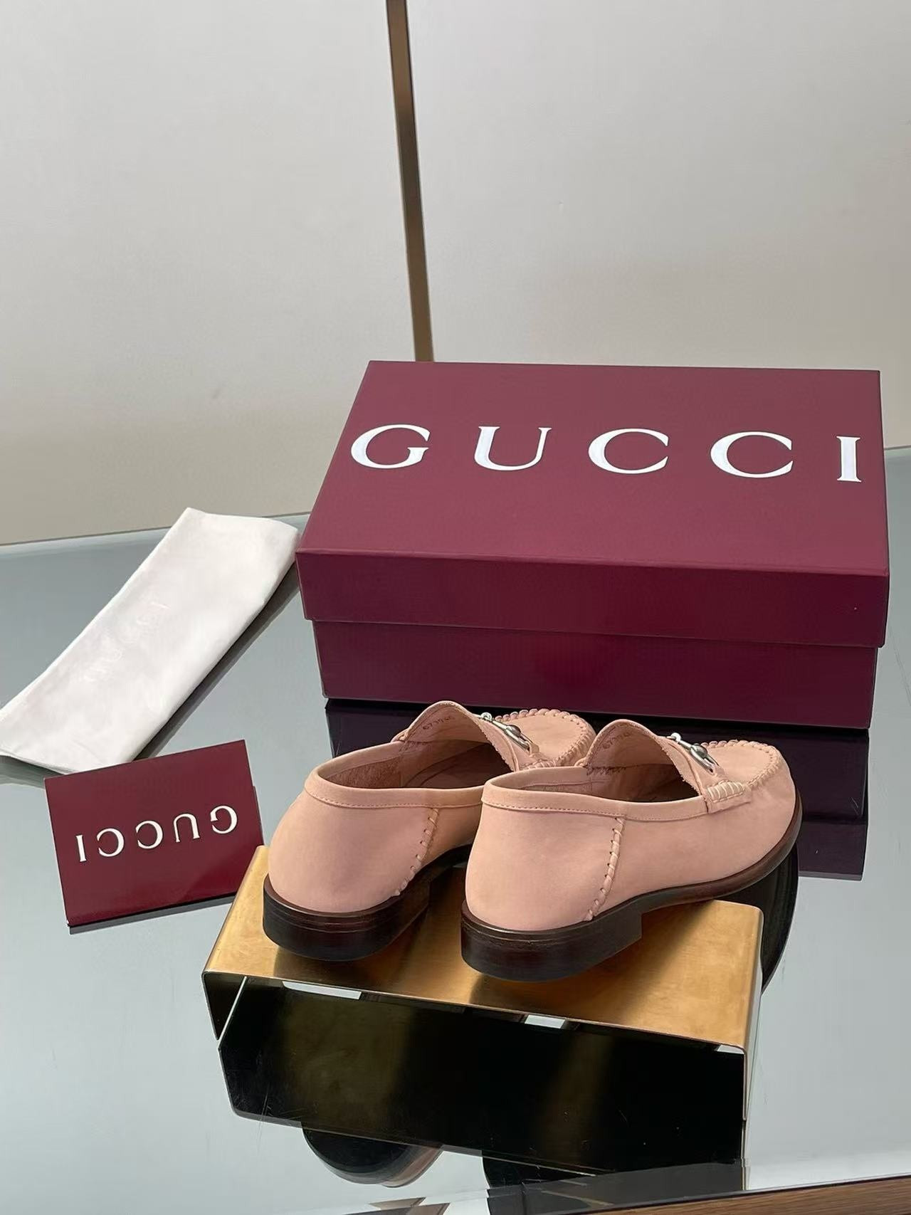 ua G*u*i gigi loafer