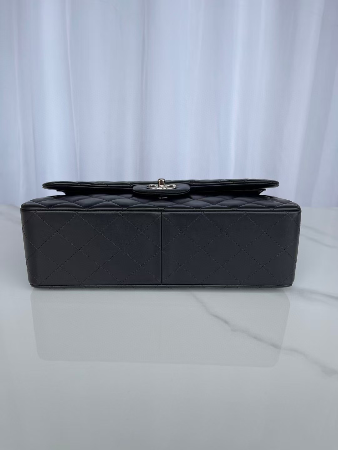 Ch*el classic flap jumbo 30cm cf shiny black 19.5×30×10cm