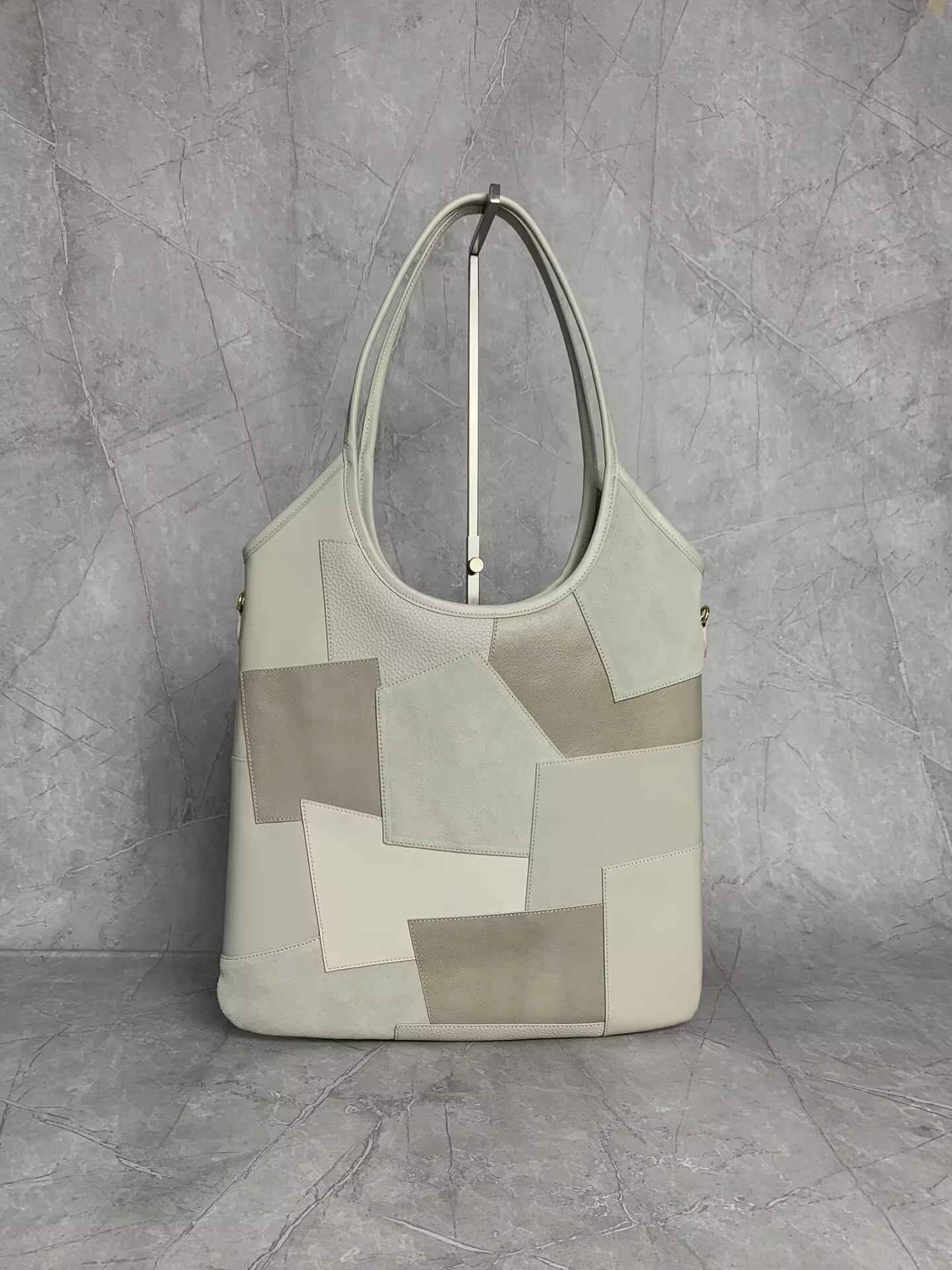 Miu Miu IVY leather patchwork bag 40x35cm