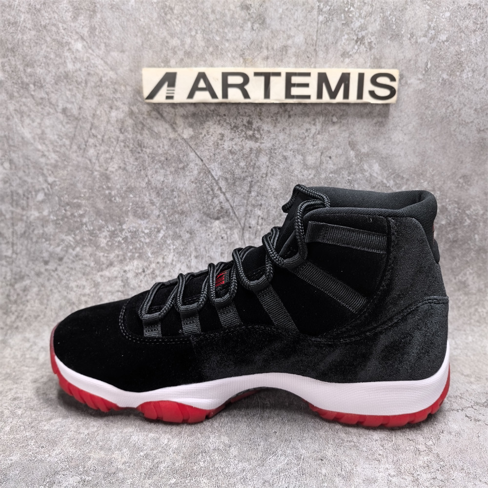 UA Jordan 11 Retro Playoffs Bred