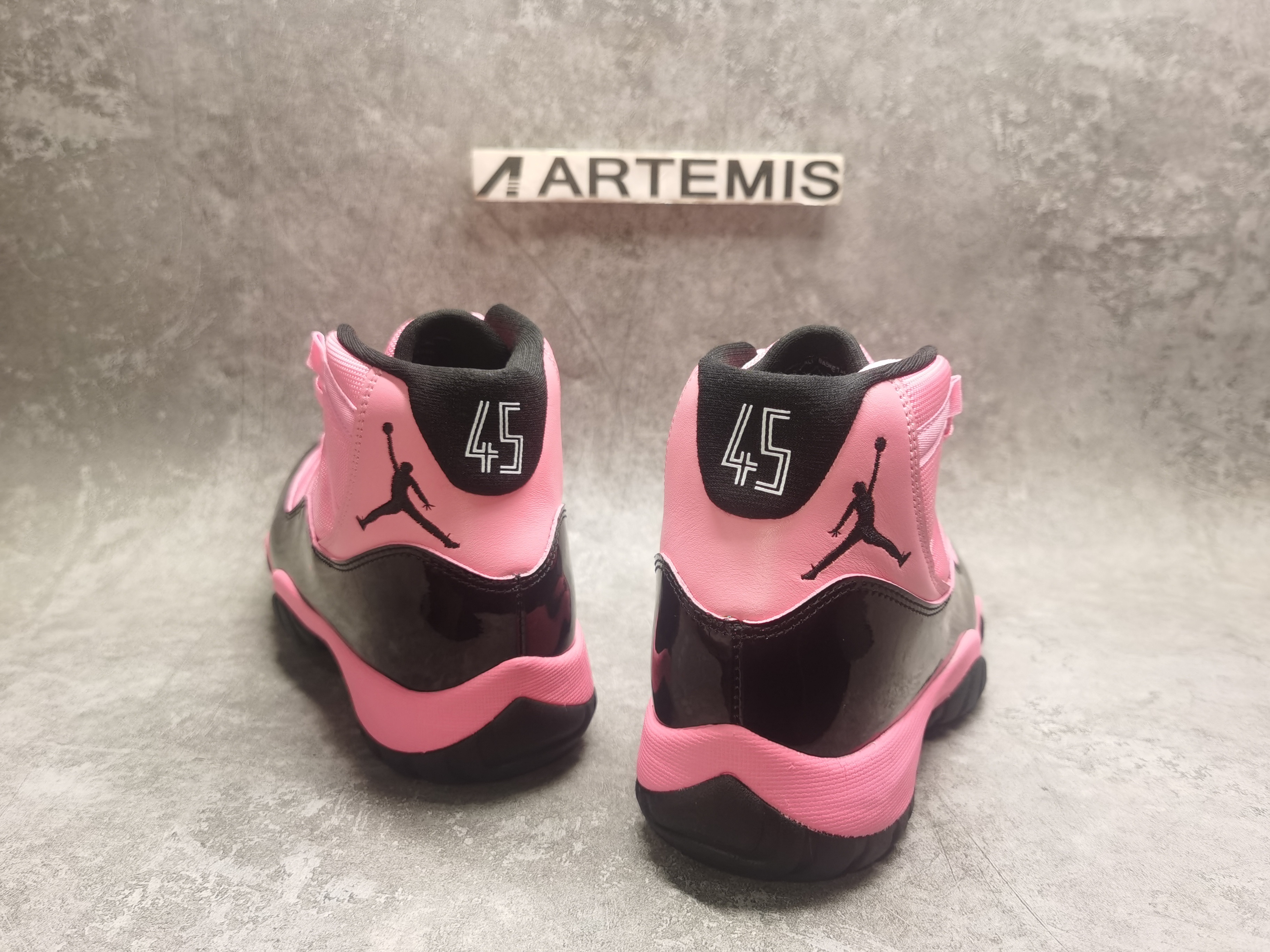 UA Jordan 11 Retro