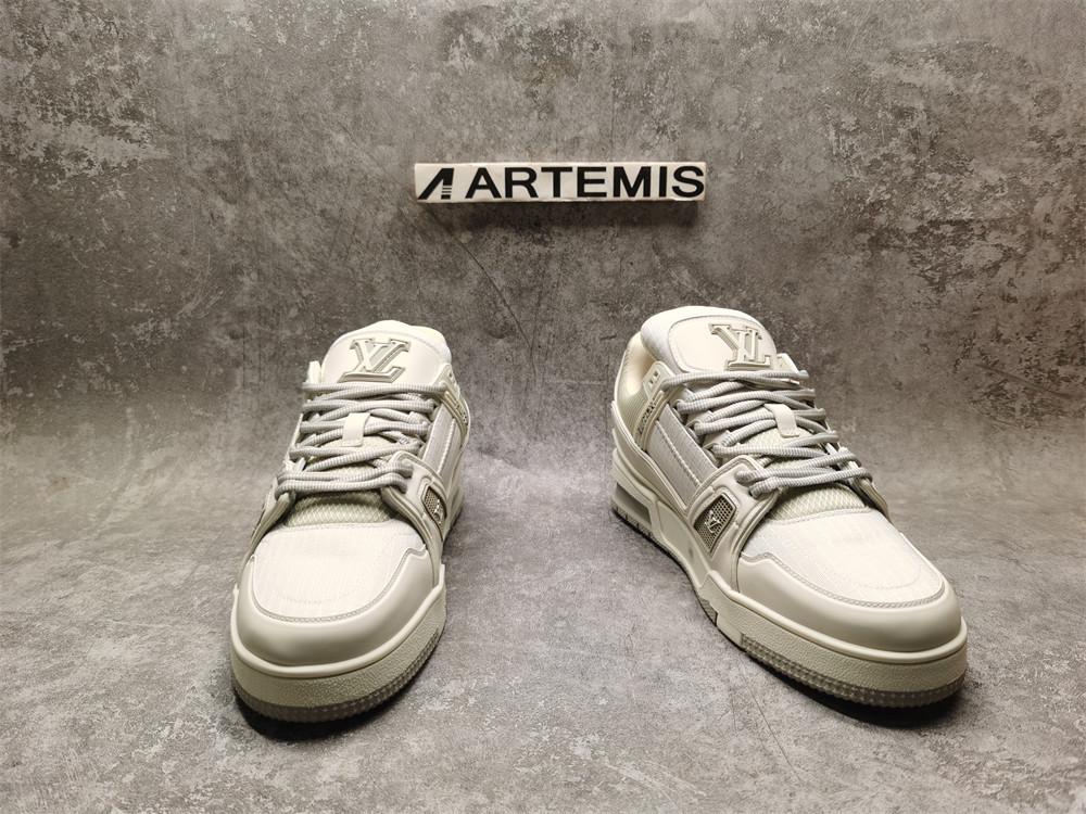 UA LV Trainer Sneaker