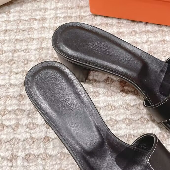 ua H**me5 oasis sandal