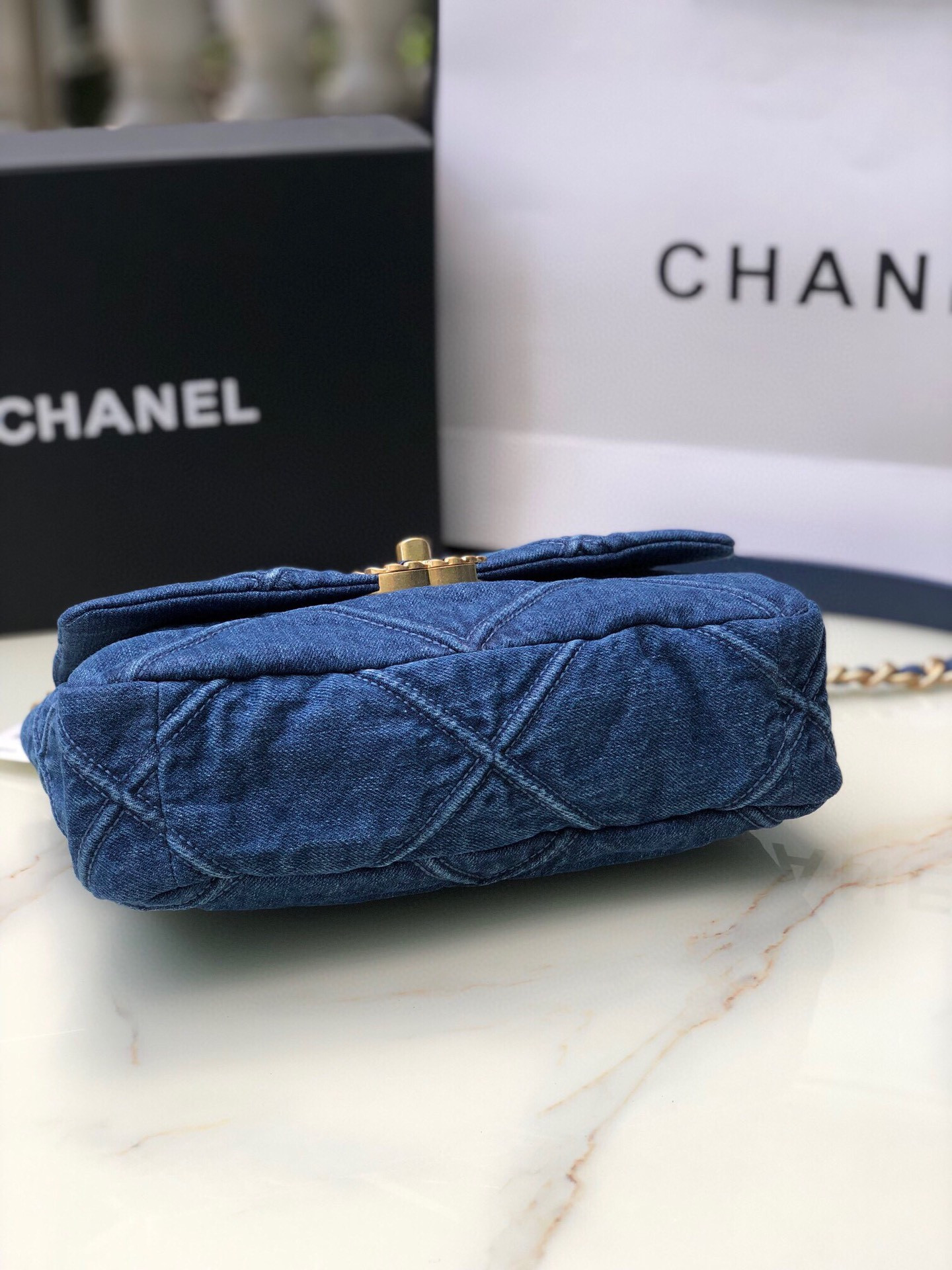 Ch*el 19 handbag ruthenium-finish metal navy 6.2 × 10.1 × 3.5 in