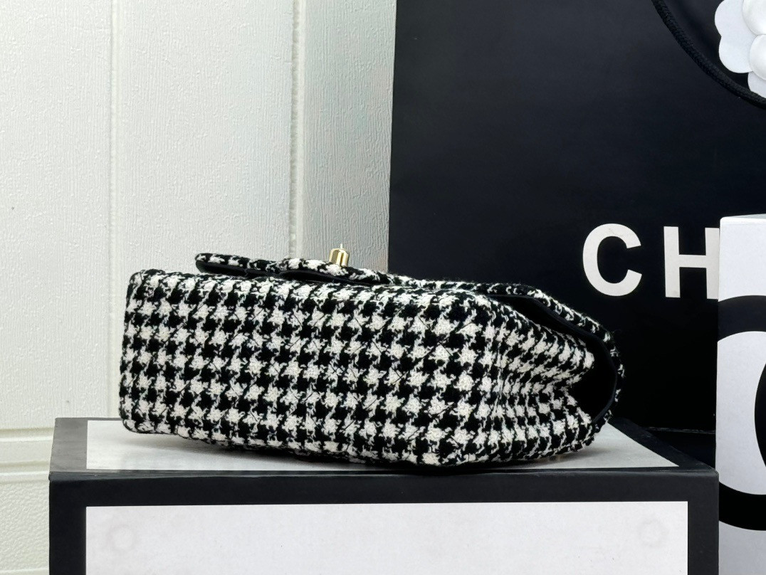 Ch*el mini classic 11.12 handbag 20 12 × 20 × 6 cm