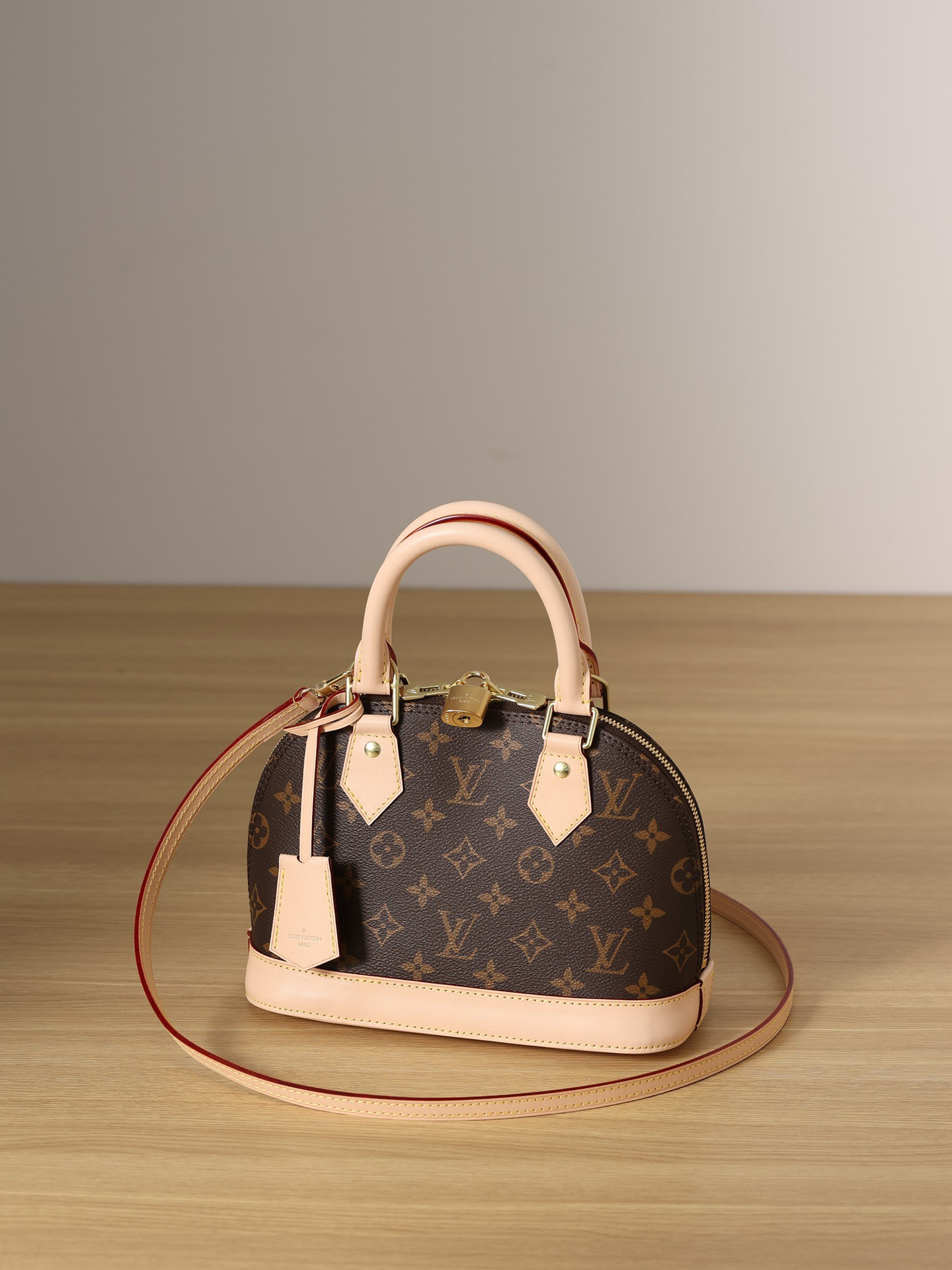 LV  Alma bb M46990   25×19×12cm