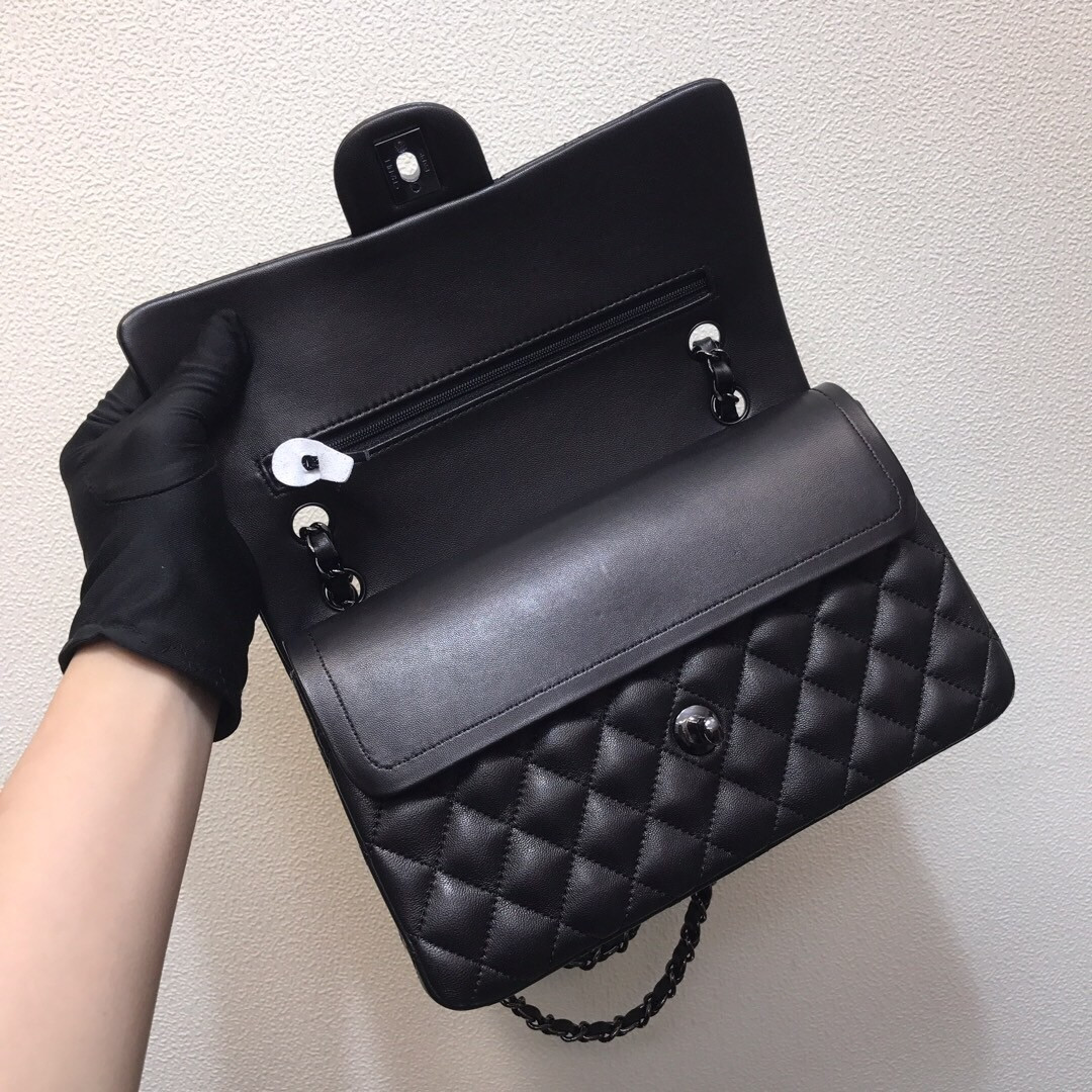 Ch*el crumpled calfskin quited double flap black  15.5x25.5x6.5cm