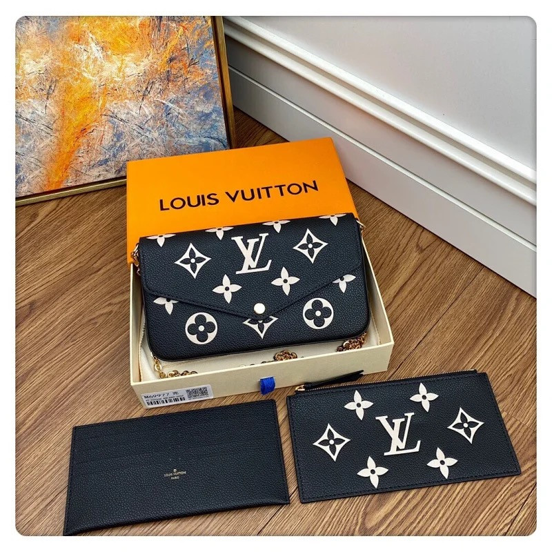 LV FELICIE POCHETTE M69977