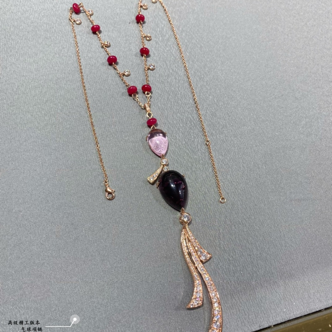 B*l*ai balloon necklace(no refund or exchange)