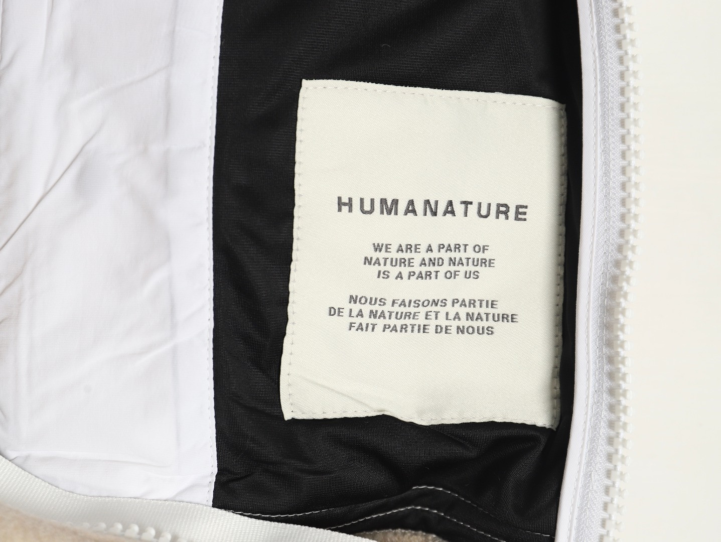 Can*a Go*e lambskin vest